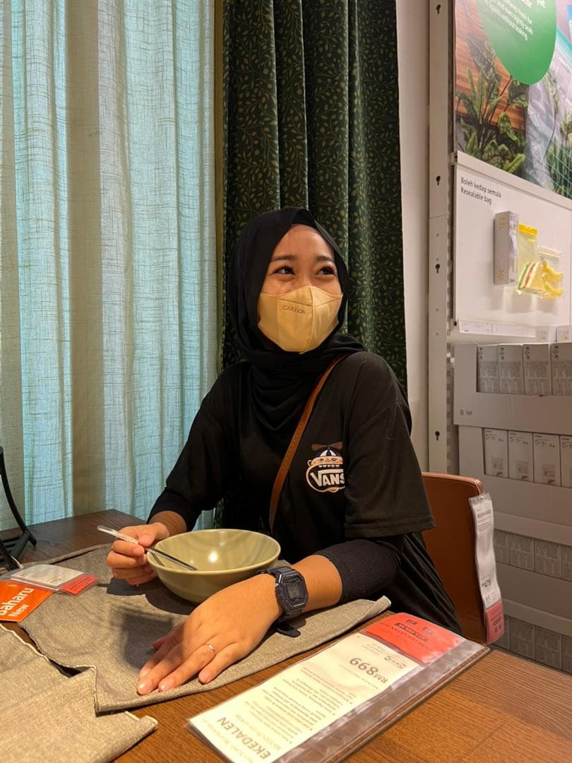 Zainab Ismail's avatar